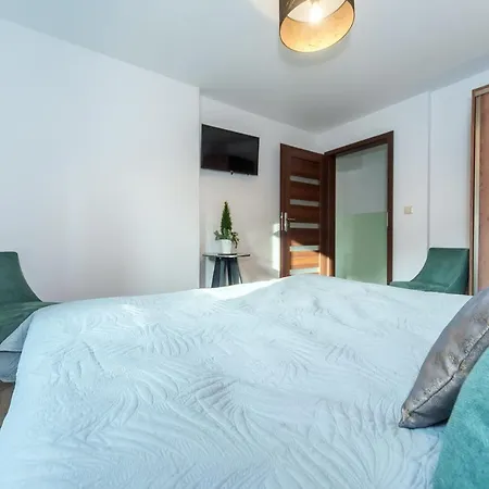 Bukowa 3*